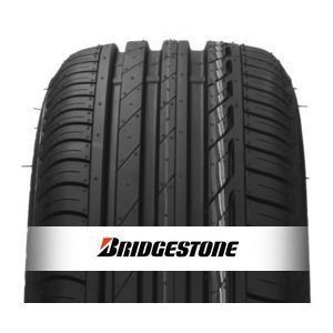 Uudet Bridgestone 215/55R17 -kesärenkaat rahteineen