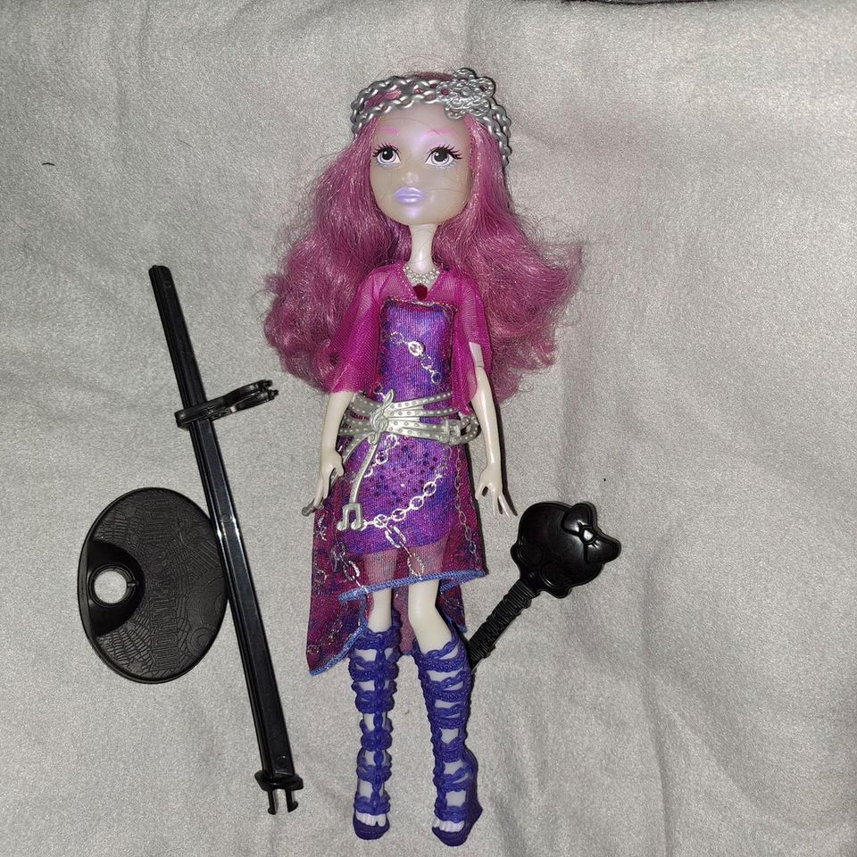 Monster High-nukke.