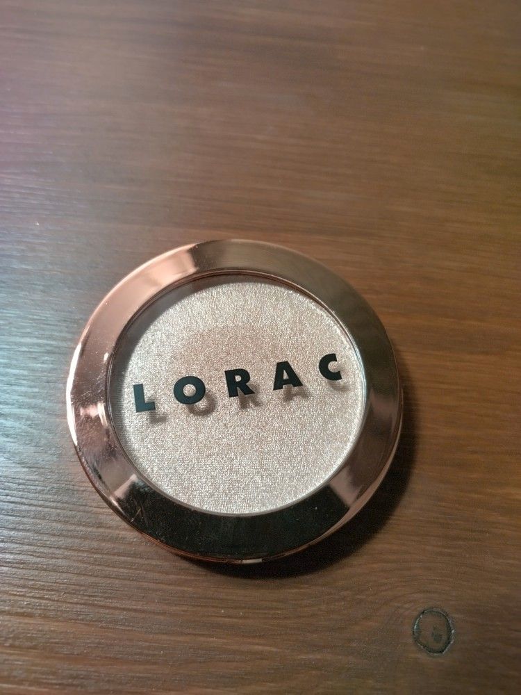 Lorac Light Source Mega Beam Highlighter