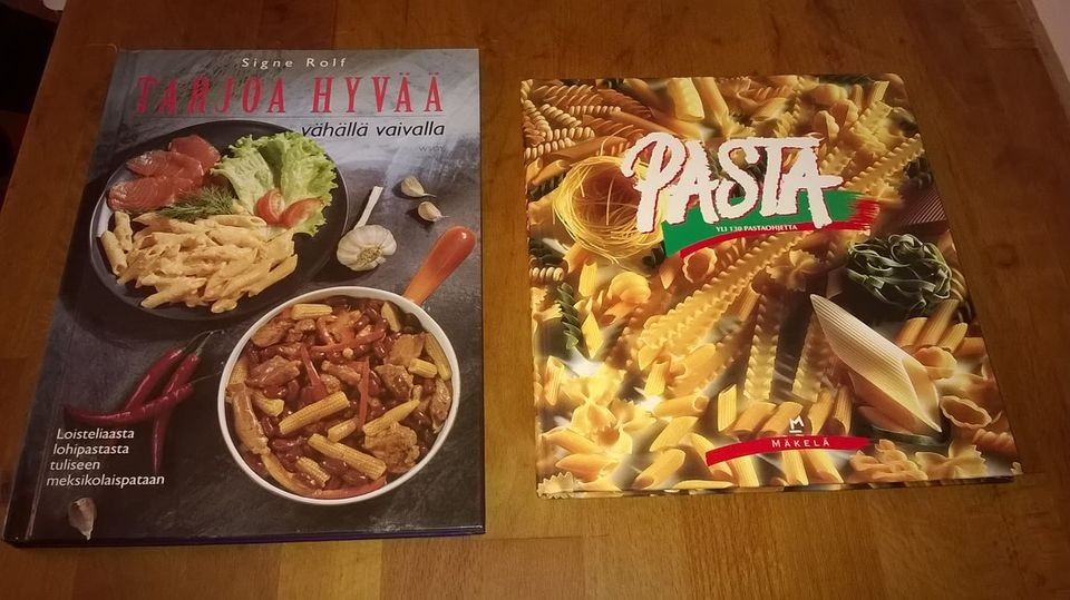 Keittokirjat Tarjoa hyvää vähällä vaivalla & Pasta