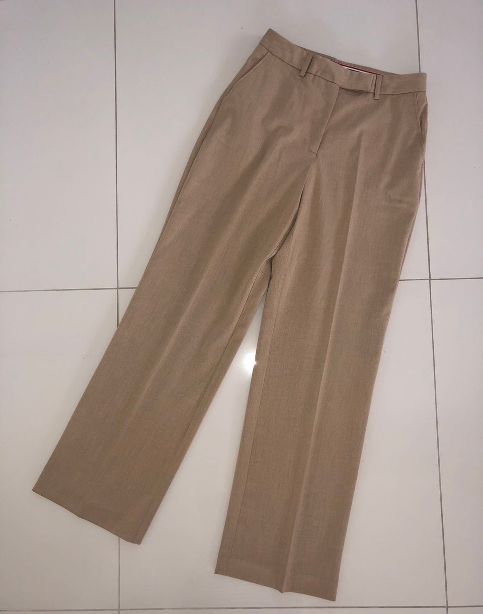 Tommy Hilfiger housut koko XS, 34