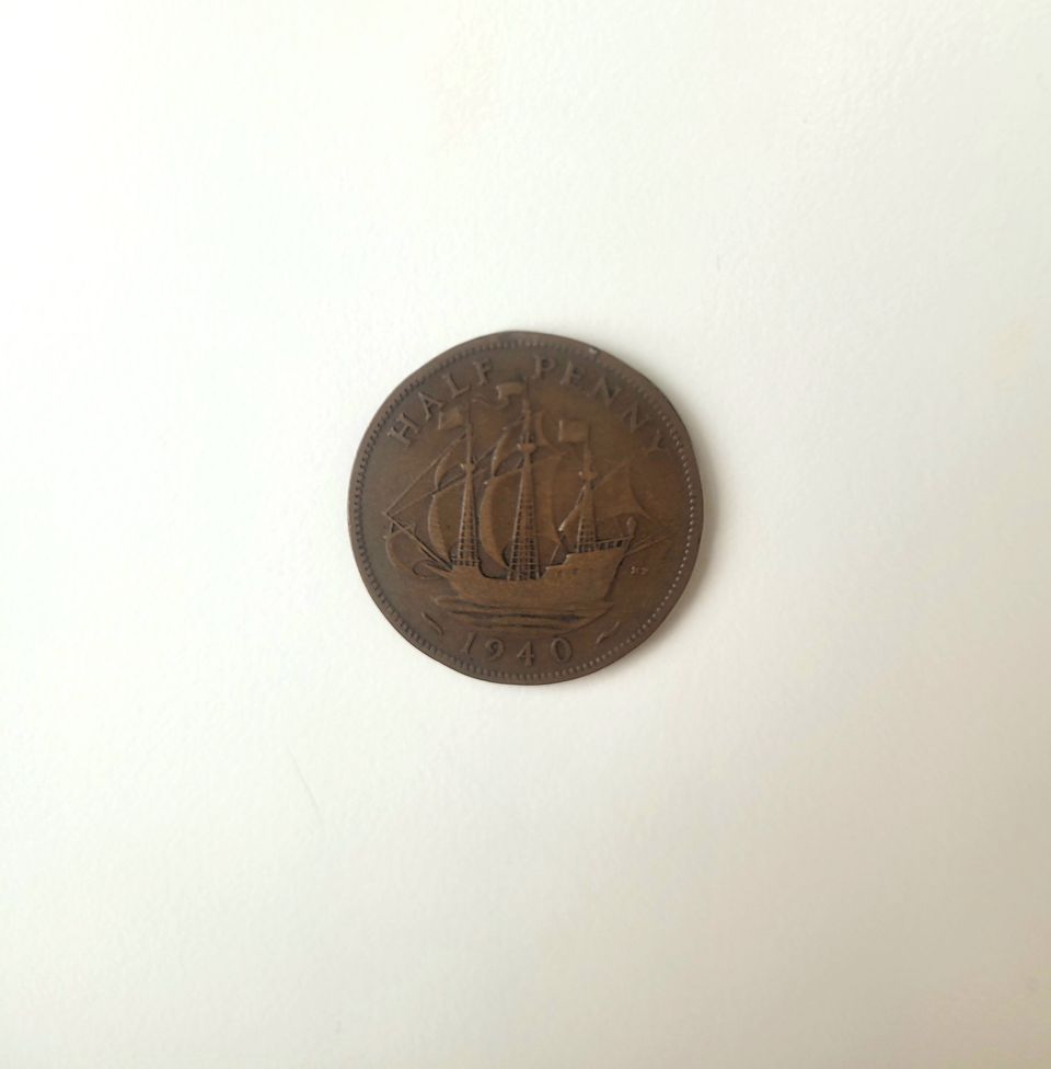 1940 UK Great Britain British Half 1/2 Penny Warship Coin