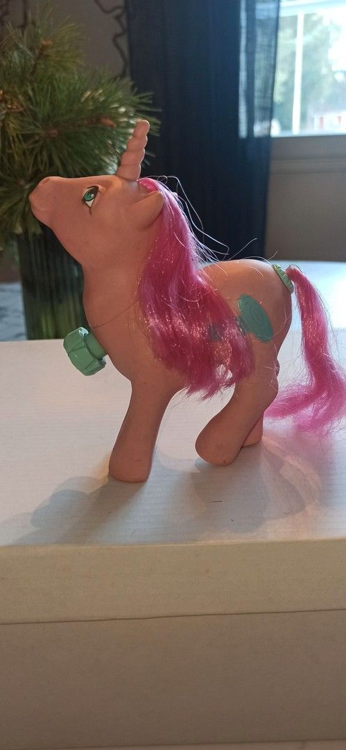 My Little Pony Twirler Pink Unicorn Dance n' Pranc