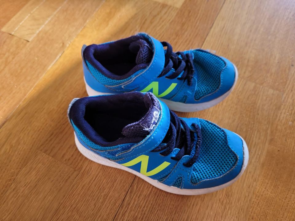 New balance lenkkarit, koko 28