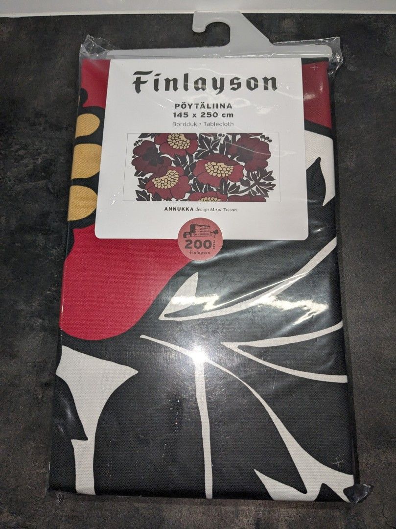 Finlayson Annukka -pöytäliina 145 x 250