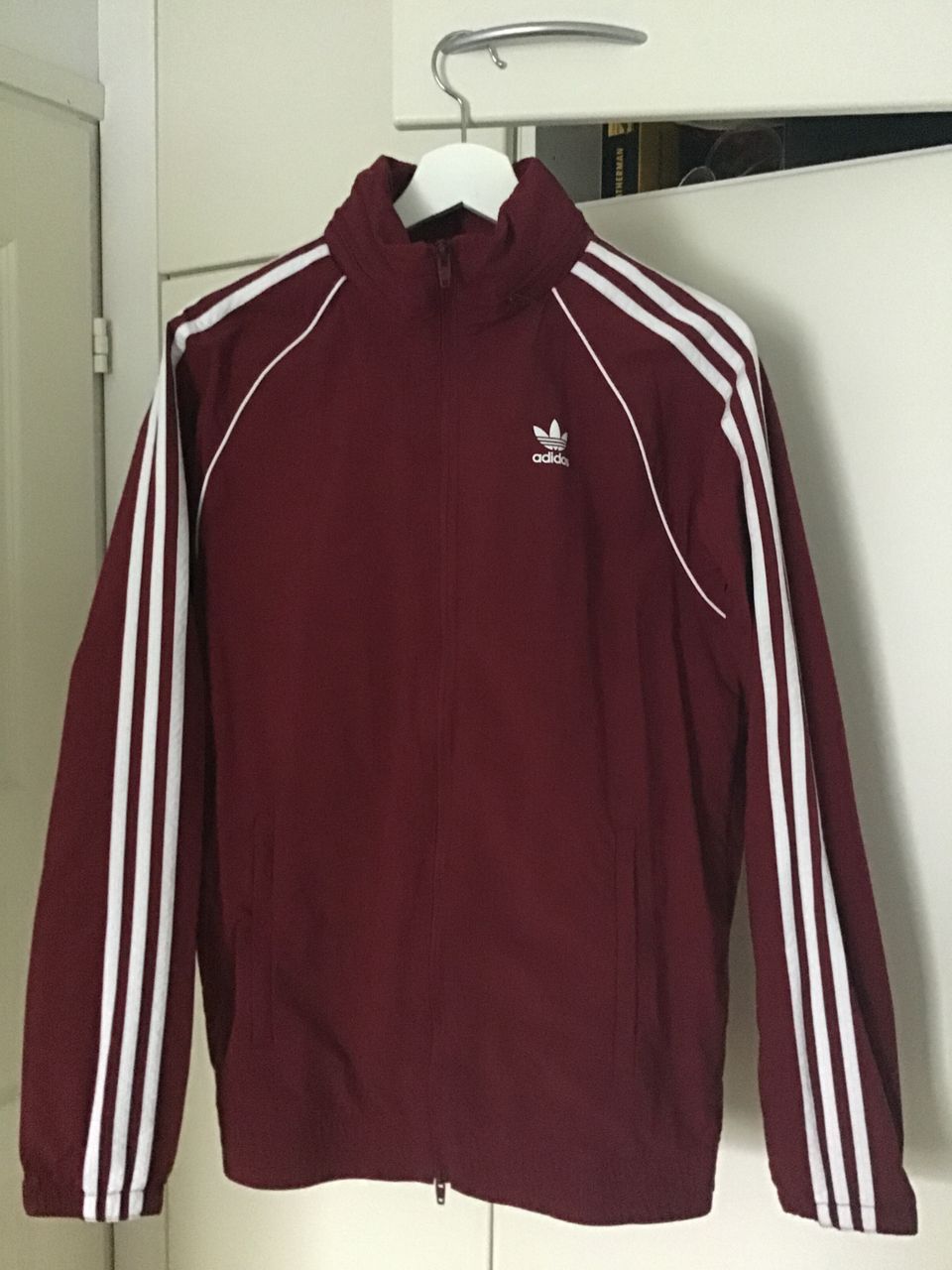 Adidas windbreaker tuulitakki koko S