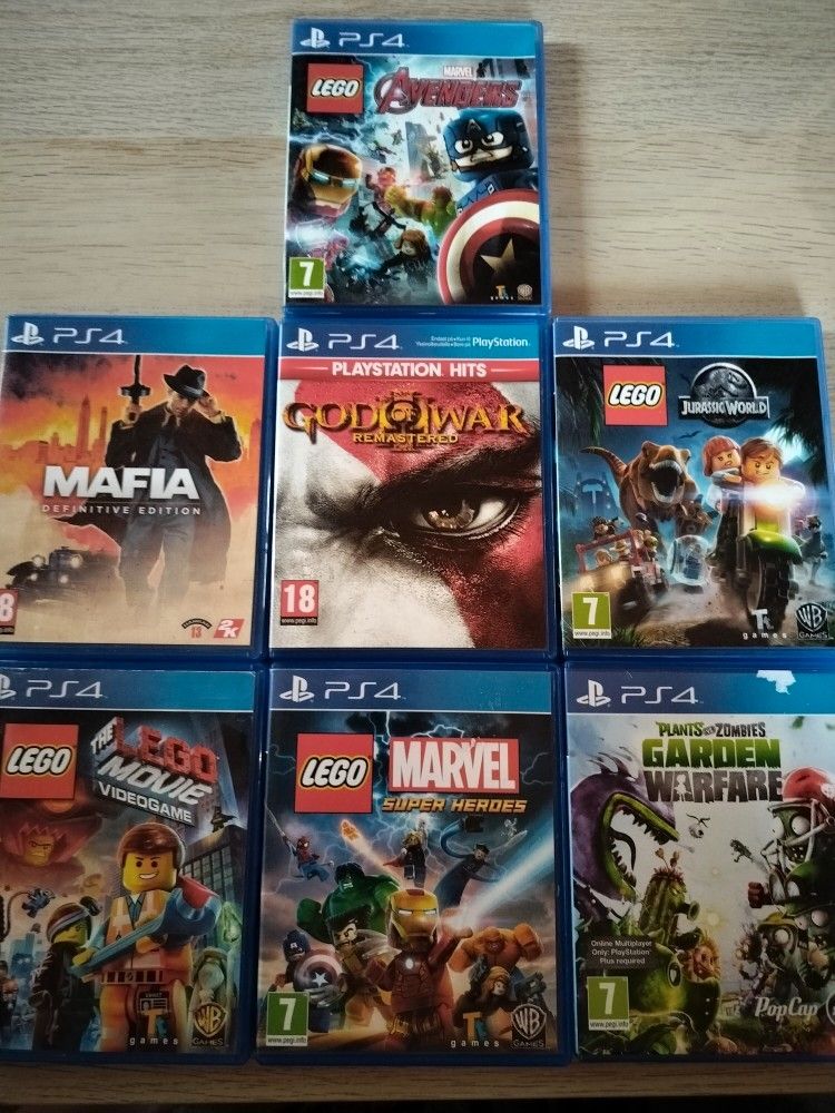 PS4 pelejä