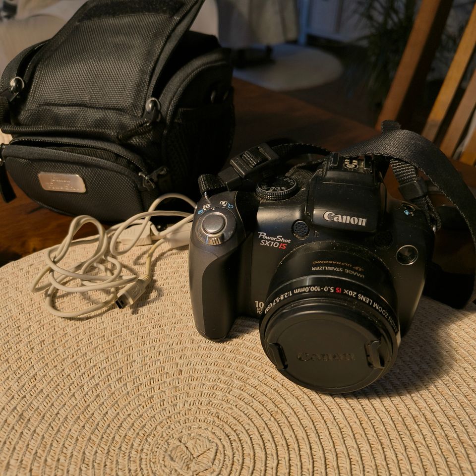 Kamera Canon PowerShot SX10is