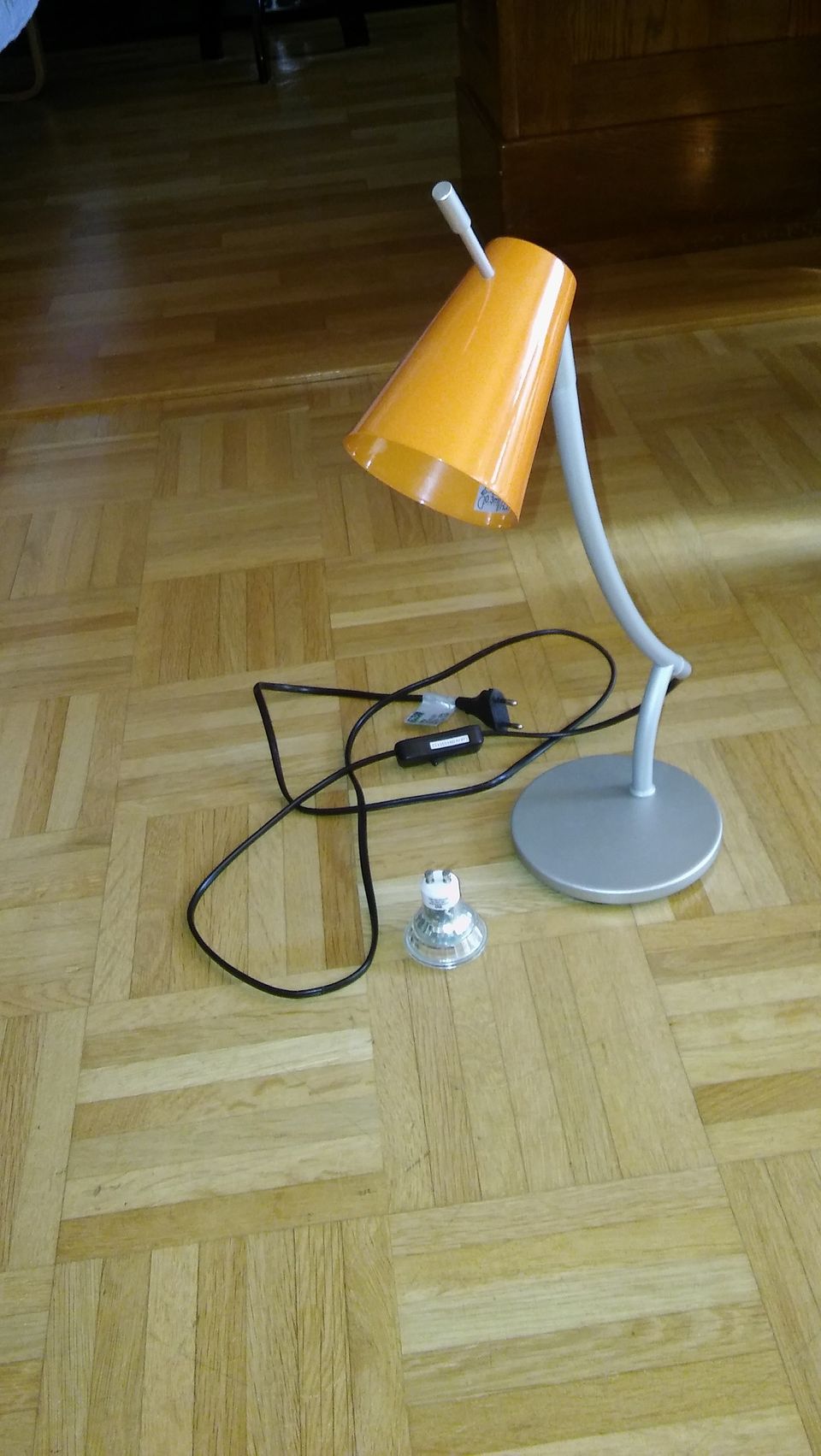 Kohdevalaisin, pöytälamppu, Ikea