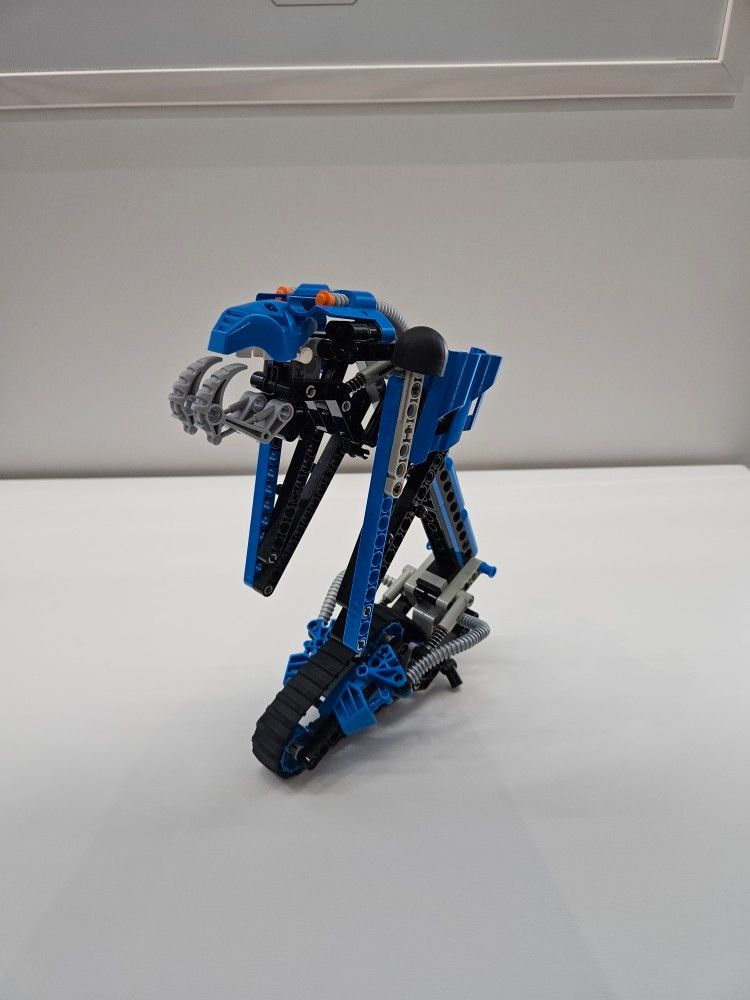 Sininen Bionicle Tarakava