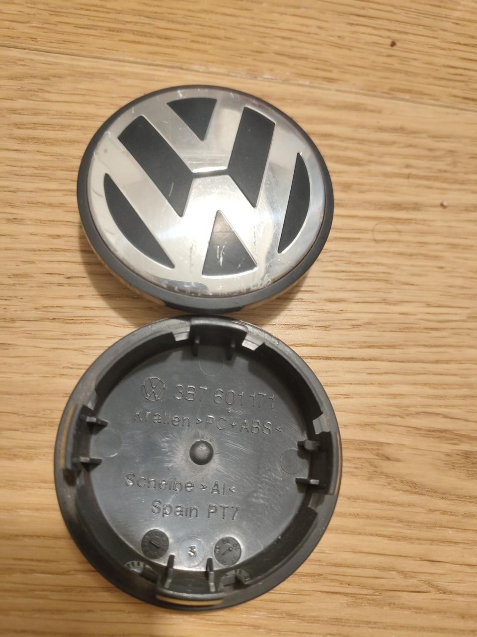 VW Pölykäpselit