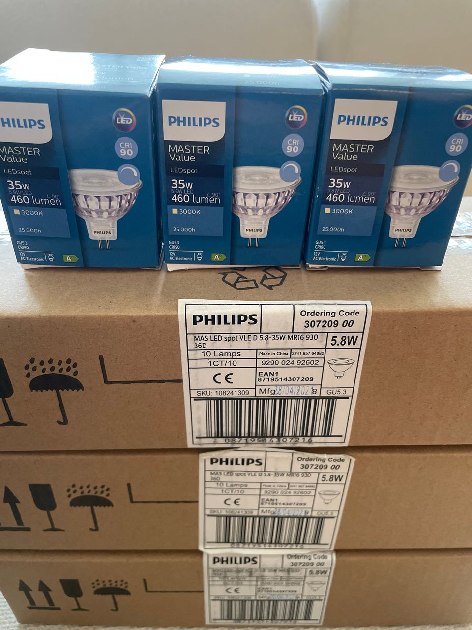 Philips Master Value LEDspot yksittäin tai settinä, 33 kappaletta