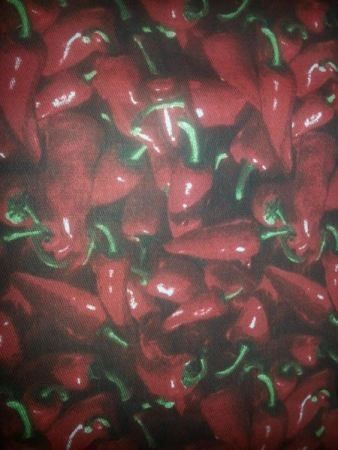 Punaiset paprikat kangas 110x80cm
