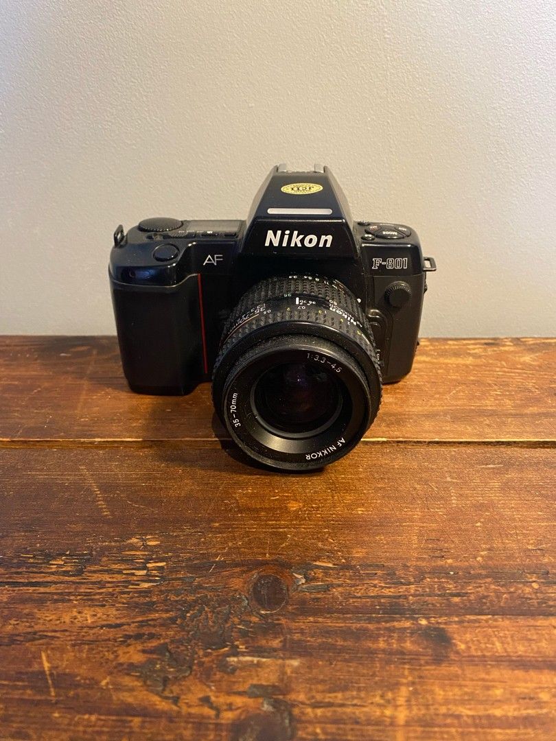 NIKON F-801 Kamera 35-70mm objekti