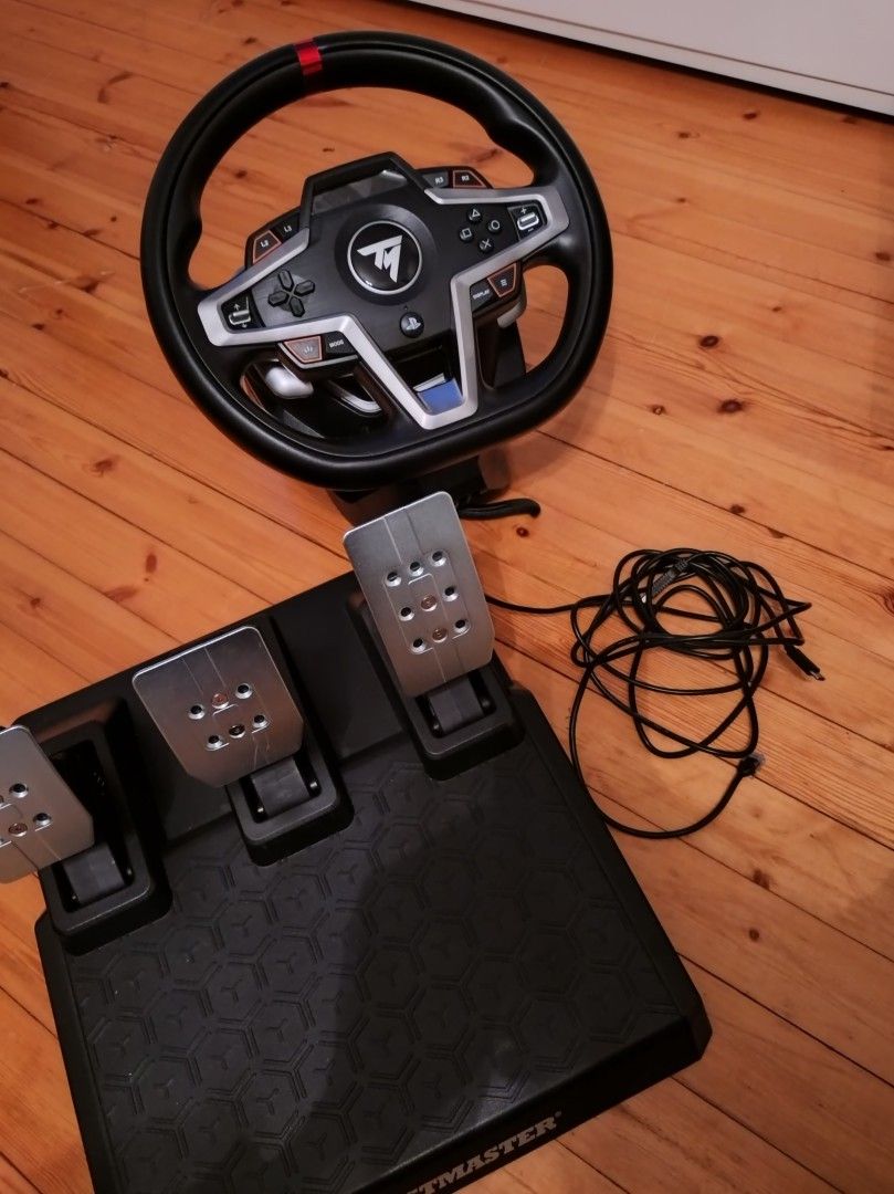 Thrustmaster t248 ratti ja polkimet (ps5,ps4 ja pc