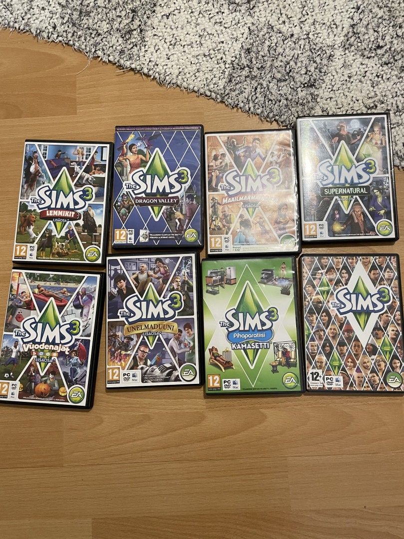 Myydään sims2 & sims 3 tietokone pelejä