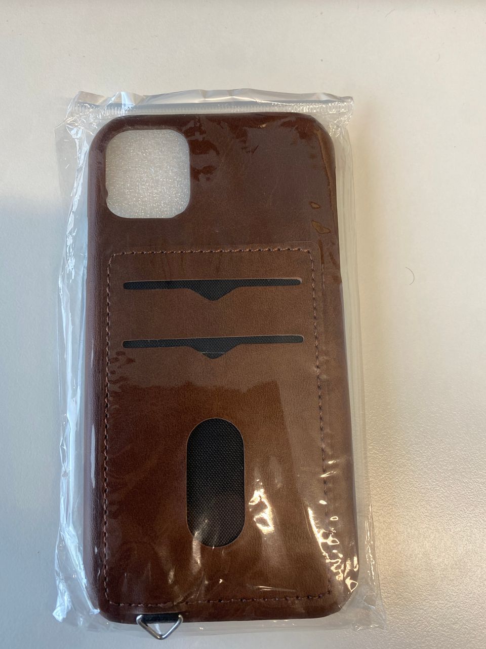 Iphone 11 korttipaikallinen suojakuori ruskea