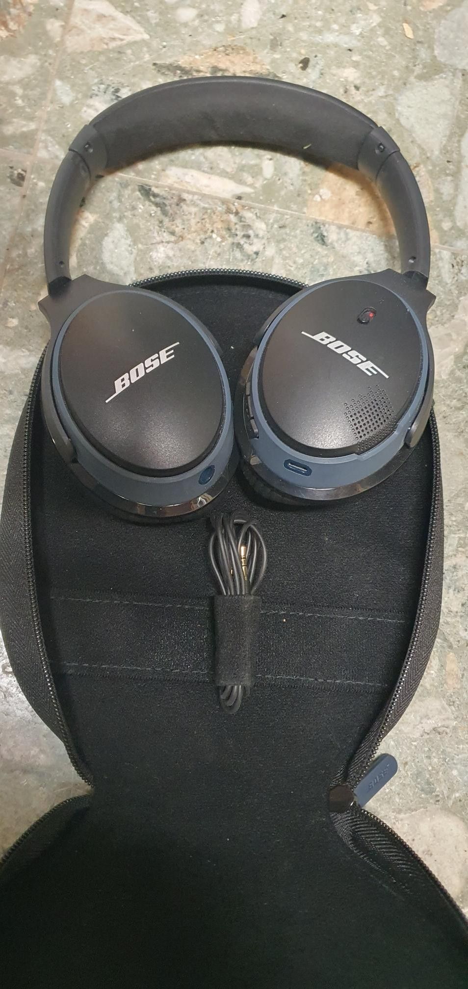 Bose SoundLink II around-ear langattomat kuulokkeet