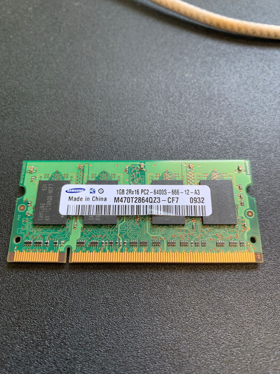 Samsung 1GB DDR3 muistikampa