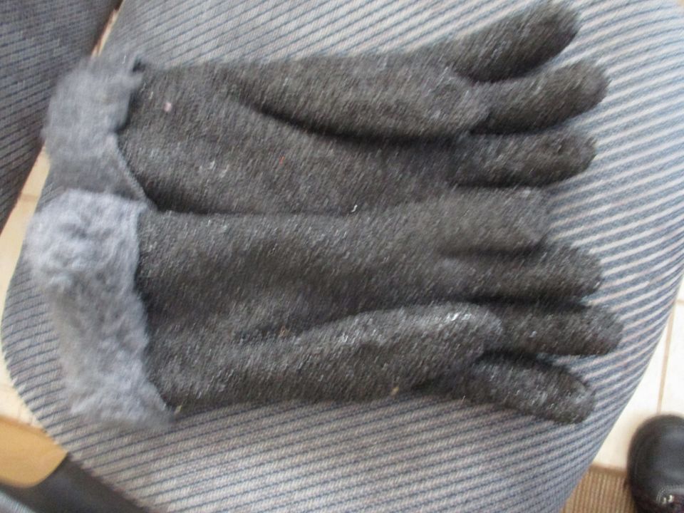 Lämpövuorelliset rouhepintaiset sormikkaat