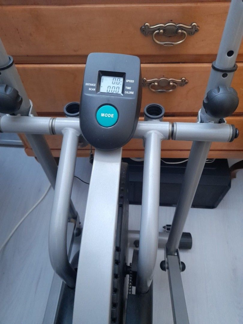 Crosstrainer