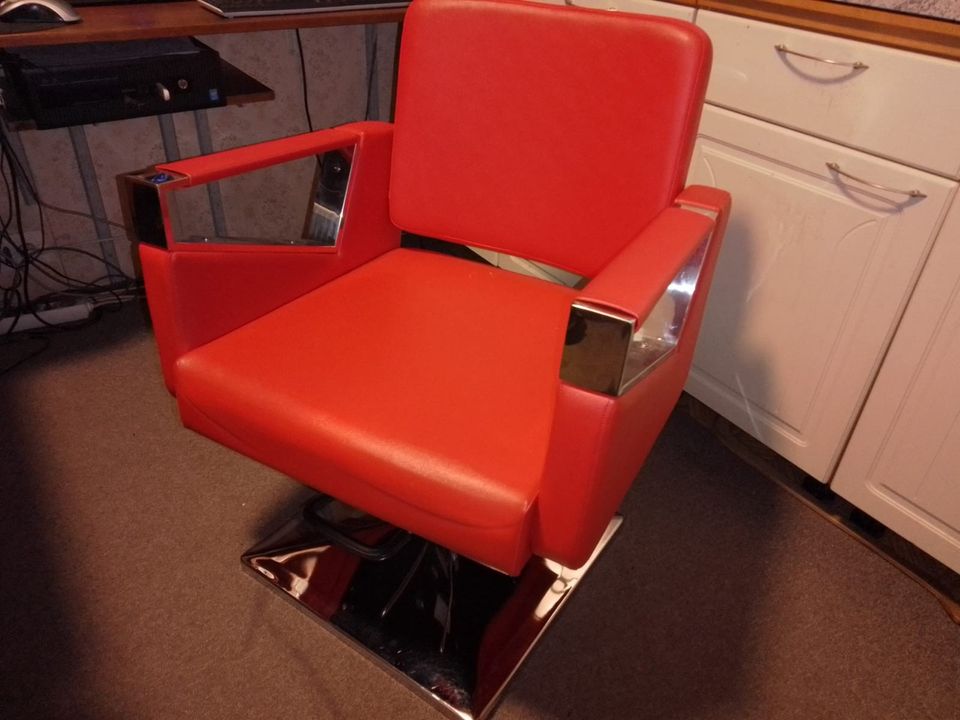 Parturi tuoli Baber Chair Model: Physa Bristol red