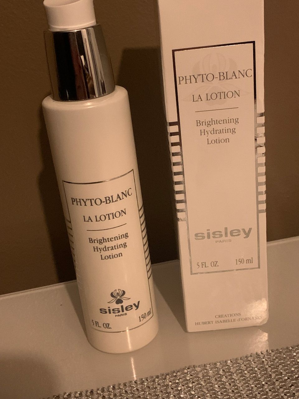 Uusi Sisley Phyto-Blanc La Lotion kosteuttava kirkastava kasvovesi