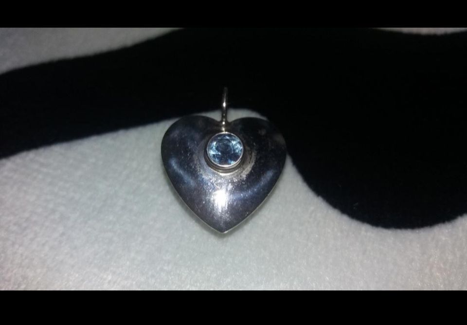 Vintage kotimainen hopea sydän riipus 813H
Koko noin 2.2cm