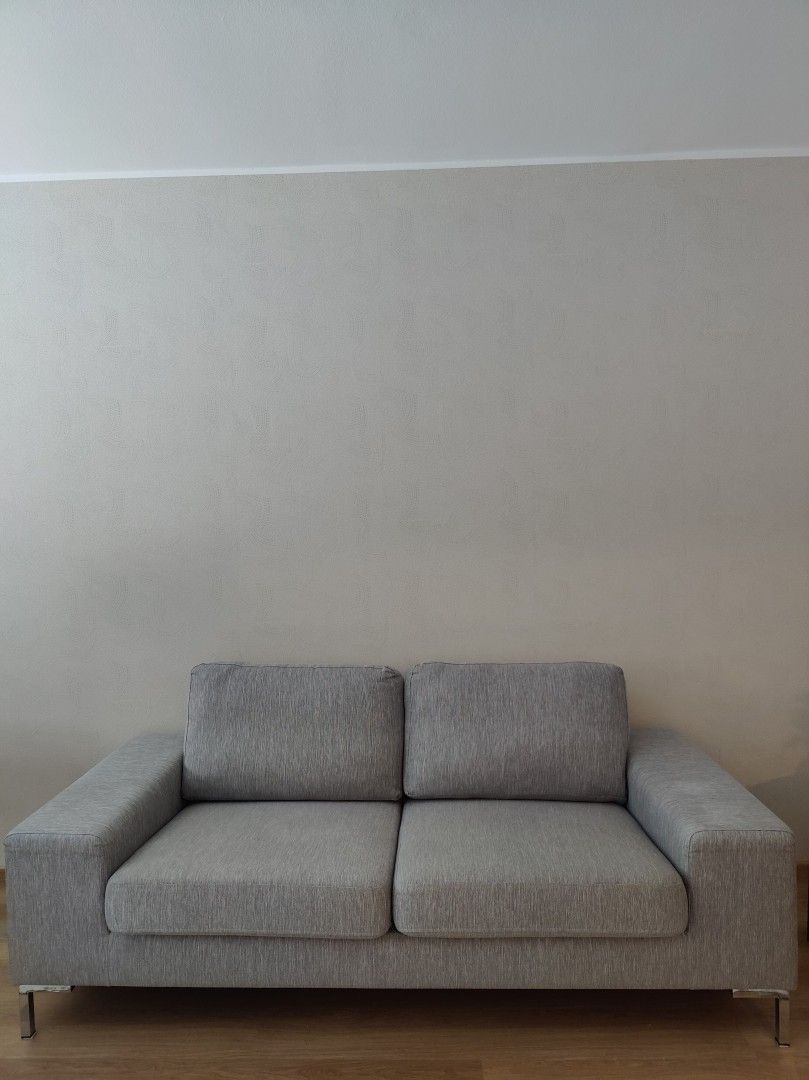 Hyväkuntoinen 3-istuttava sohva