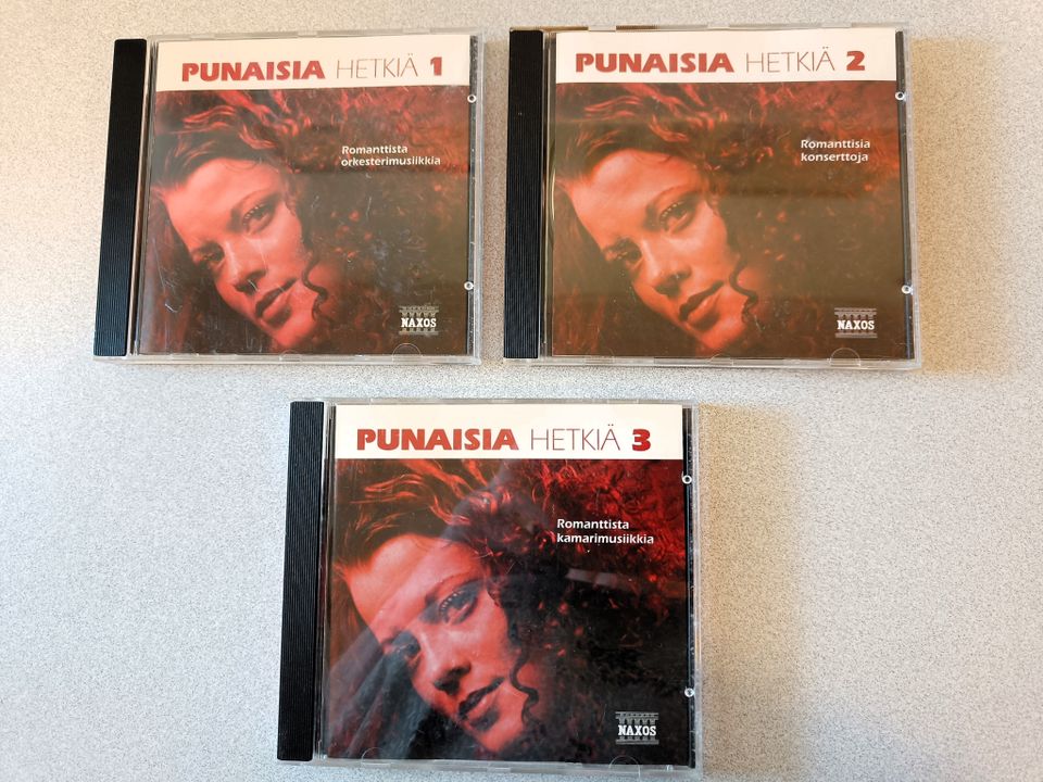 CD-3 PUNAISIA HETKIÄ NAXOS