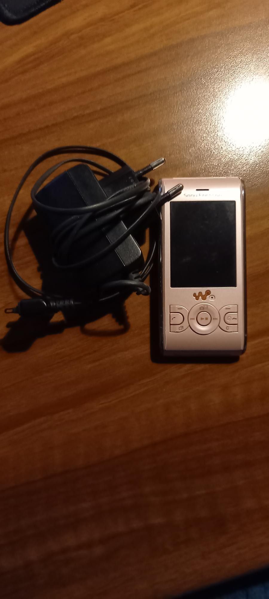 Sony Ericsson W595 PeachyPink