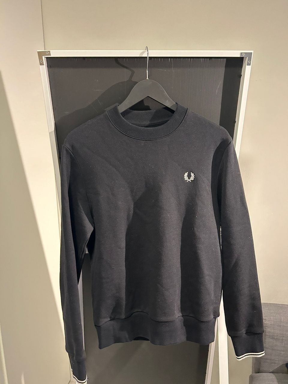 Fred Perry collegepaita