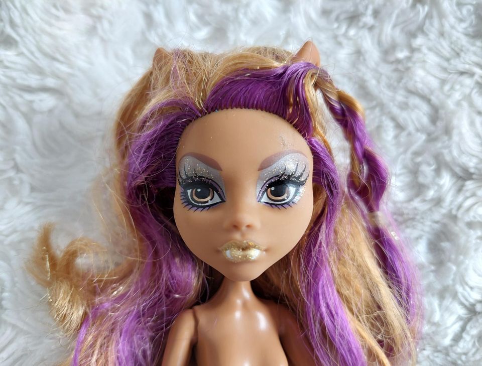 Monster High nukke (ei vaatteita)