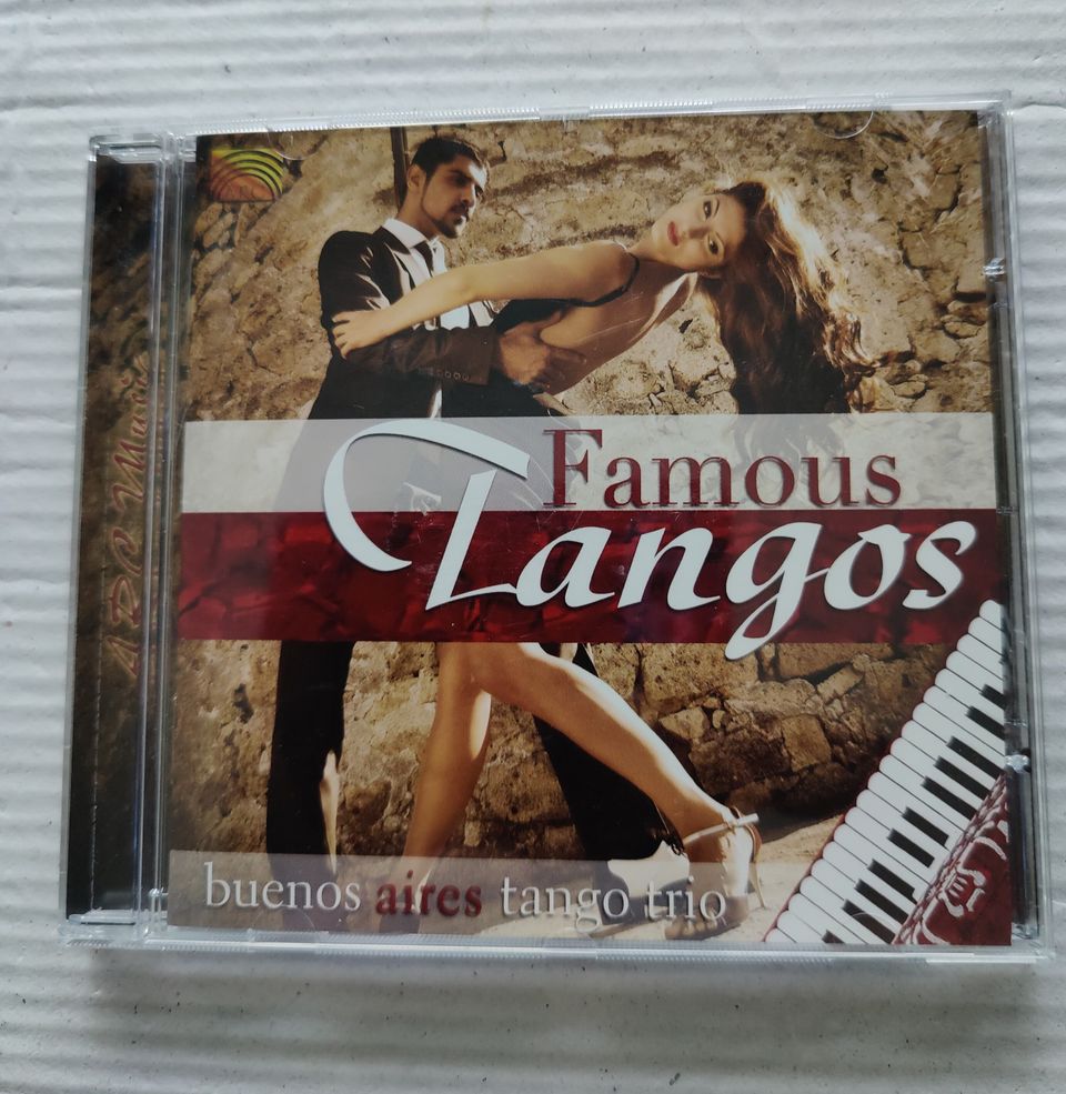 CD Famous Tangos Buenos Aires Tango Trio