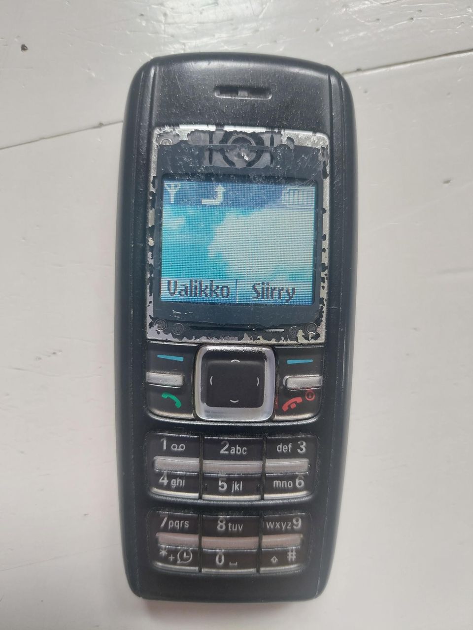 Nokia 1600 + akku + laturi