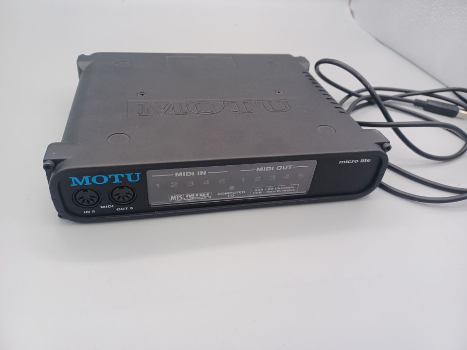 MOTU Micro Lite