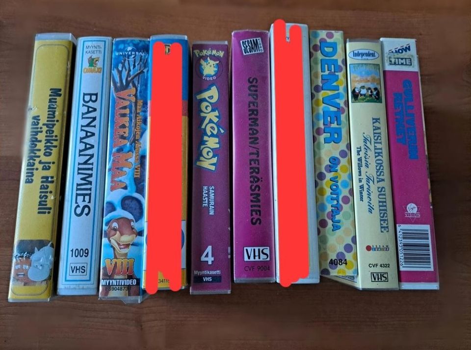 VHS kasetteja