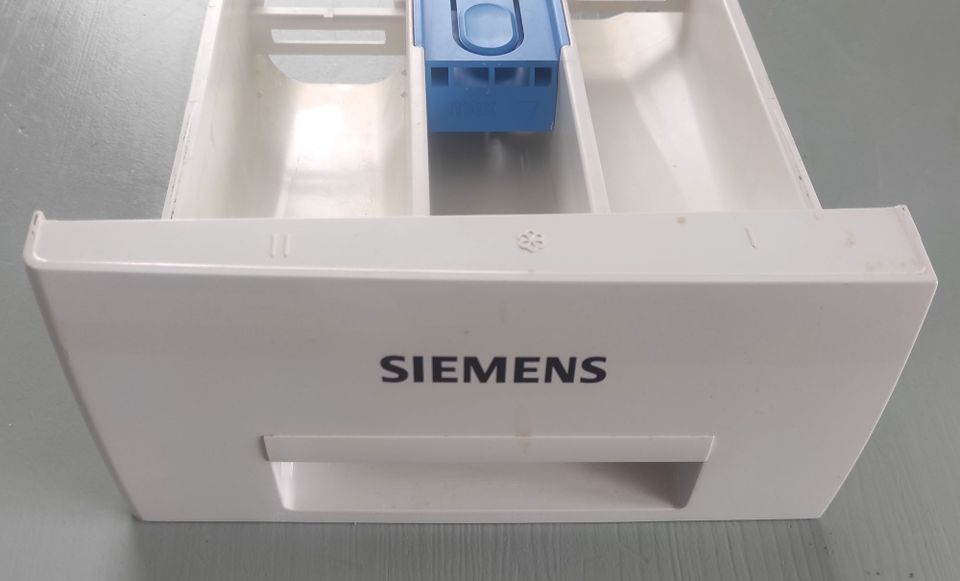 Bosch / Siemens pyykinpesukoneen pesuainelokero