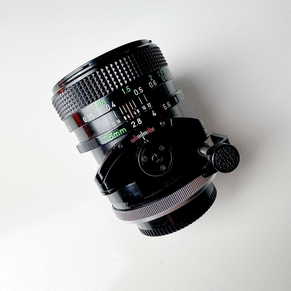 Canon FDn 35mm f/2.8 Tilt-Shift