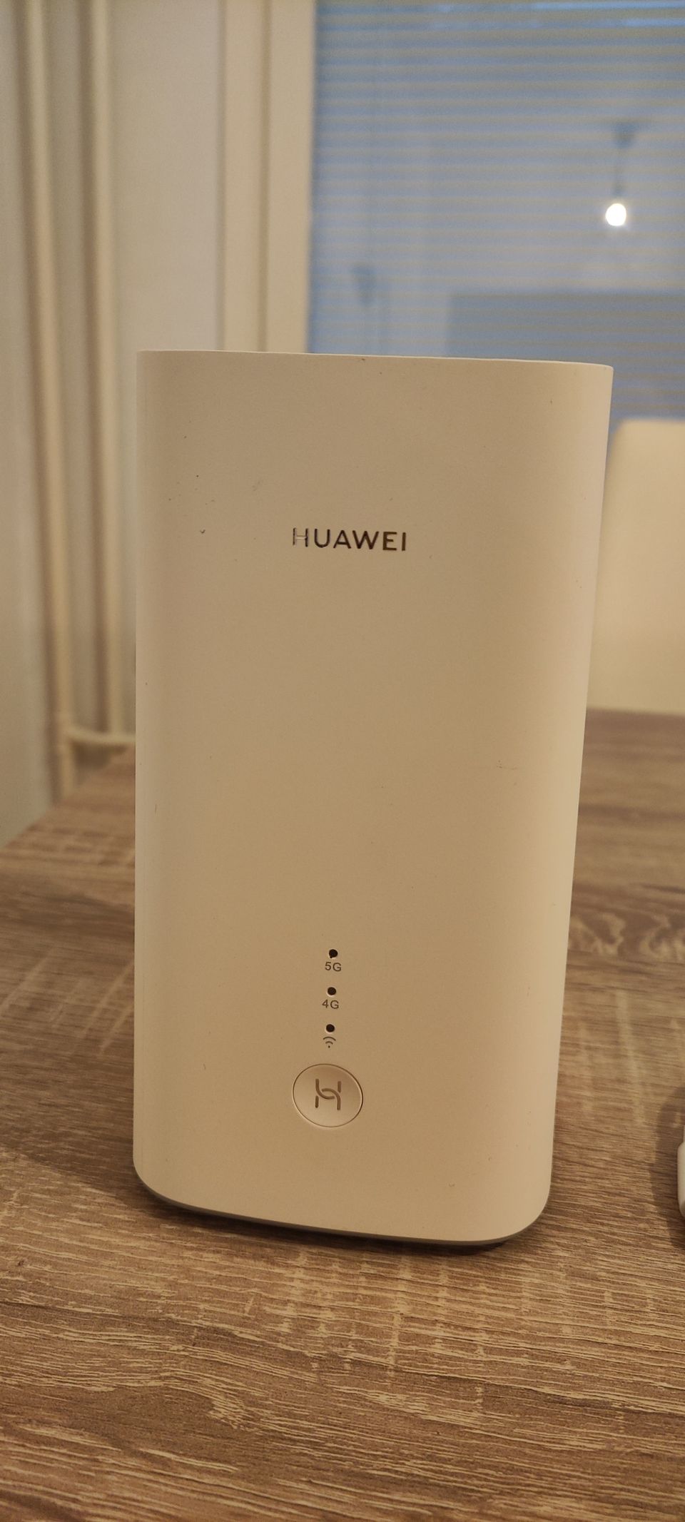 Huawei DNA 5G Router (SIM) CPE Pro 2