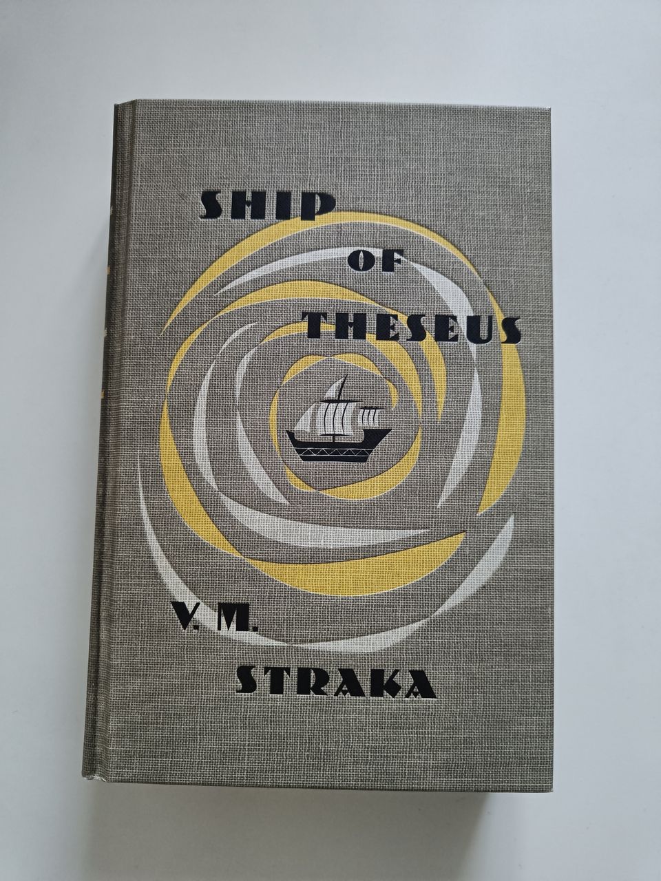 Ship of Theseus (S.) kirja