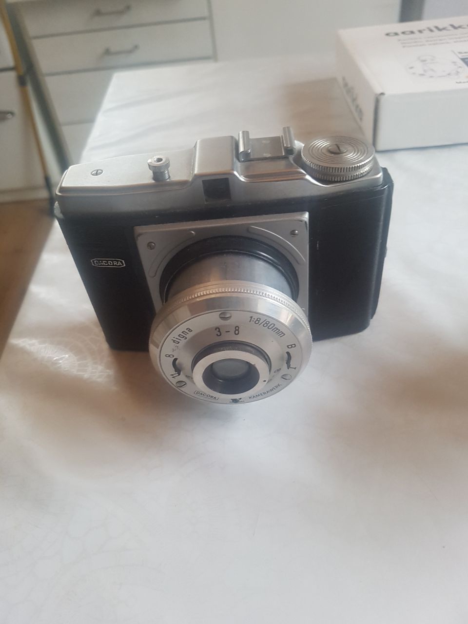 Dacora merkkinen kamera 6x6