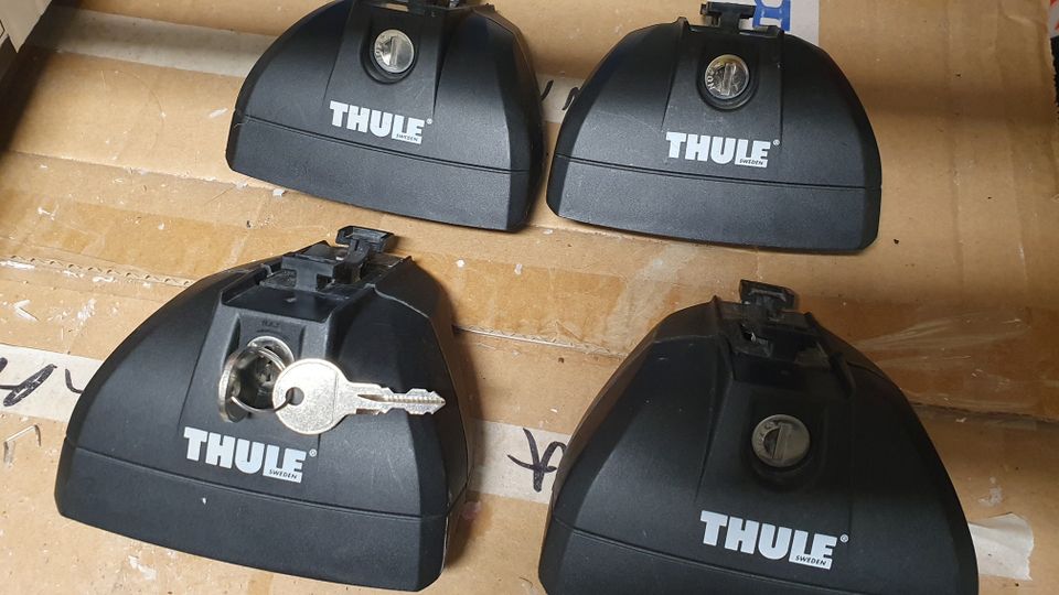 Thule 753 jalat kattotelineille