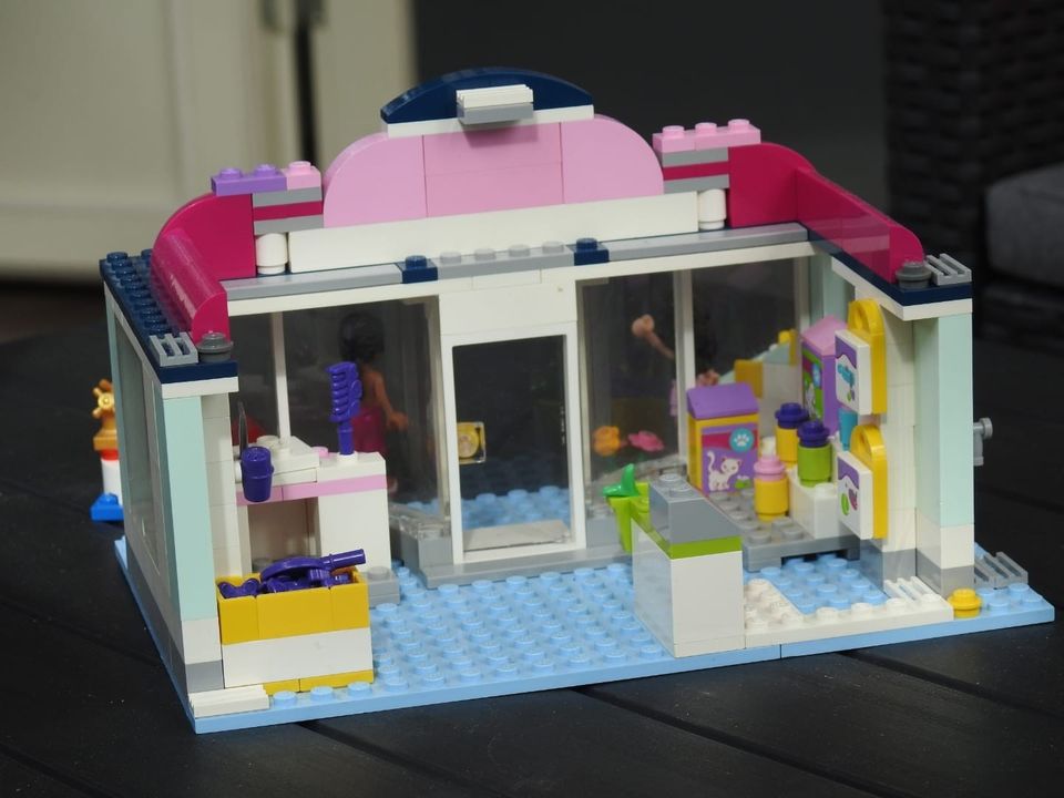 Lego Friends: Eläinhoitola
