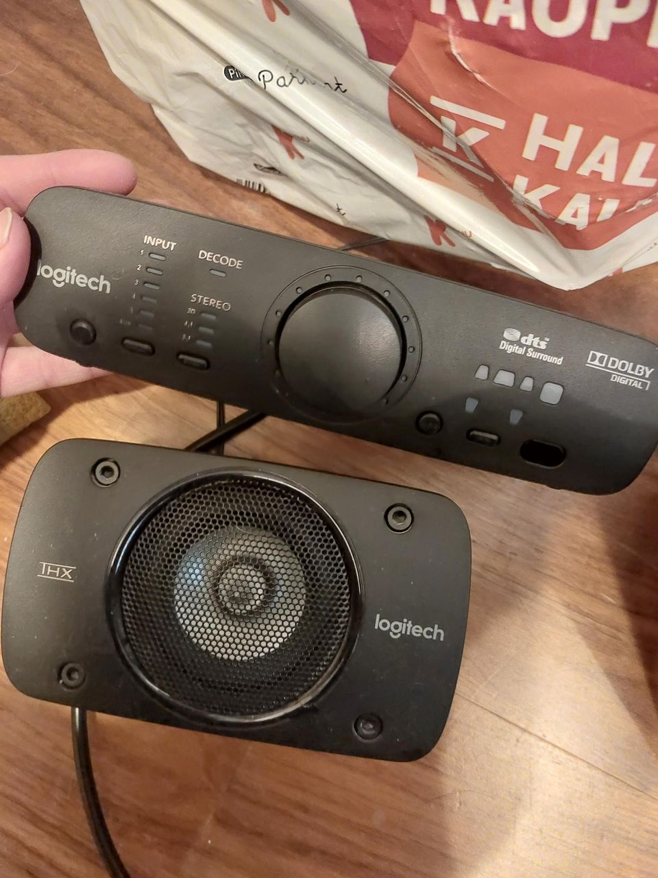 Logitech kaiuttimet