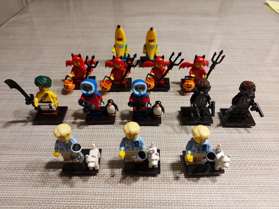Lego minifigures series 16