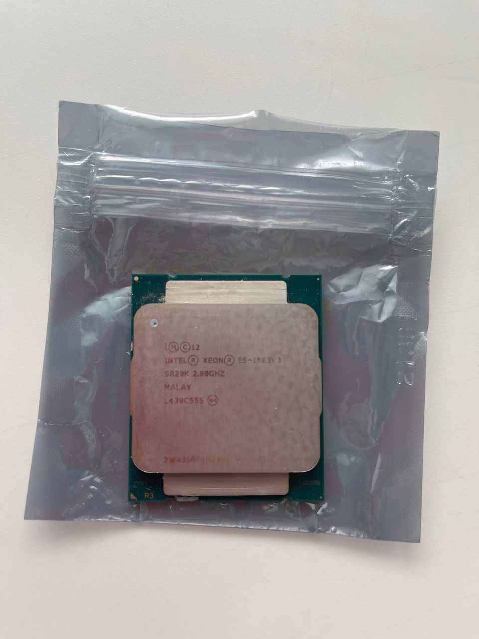 Intel Xeon E5-1603 v3