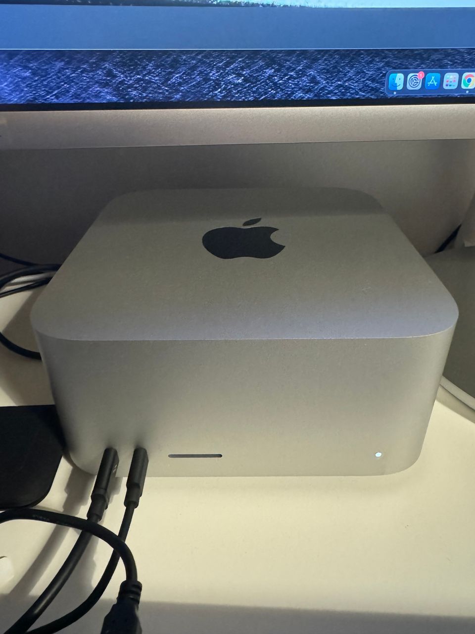 Apple Mac Studio M1 Ultra (kuin uusi!)