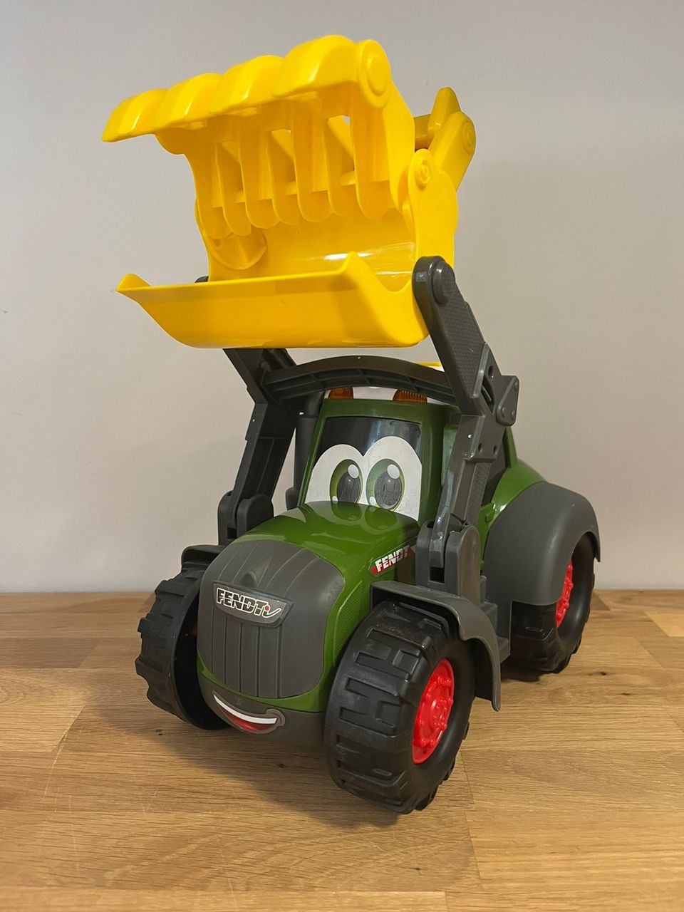 Dickie Happy Fendt Traktori