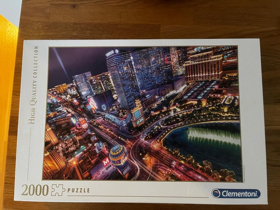 Las Vegas Puzzle 2000 pieces